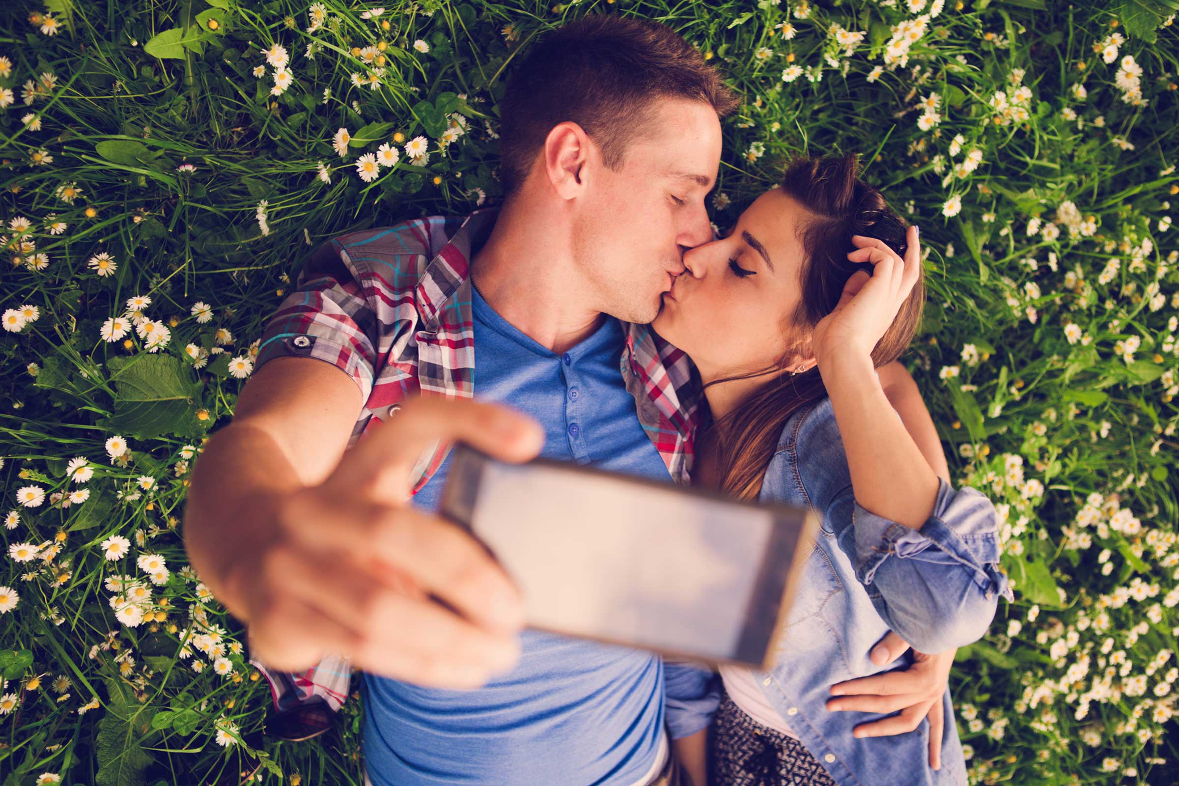 are-selfies-hurting-your-dating-life03
